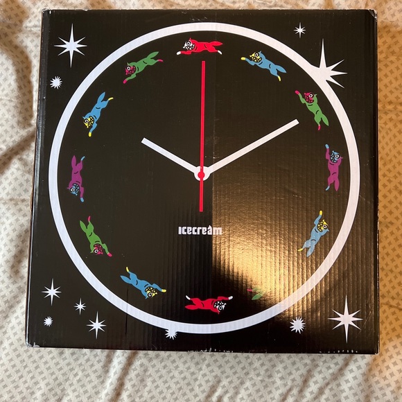 Icecream x BBC Father Time Runningdog Clock - Picture 3 of 4